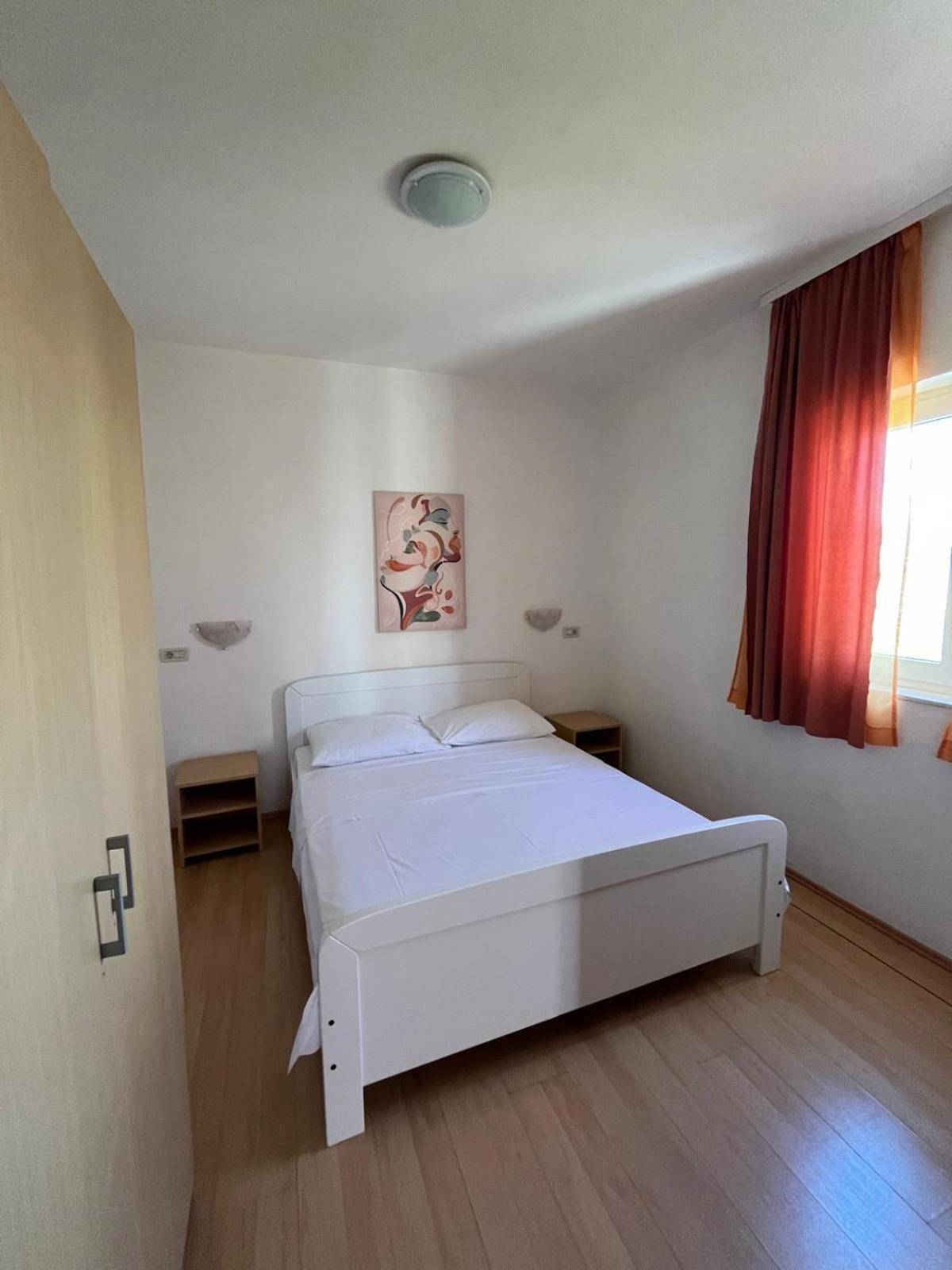 Apartmani Saldi Pakoštane 外观 照片